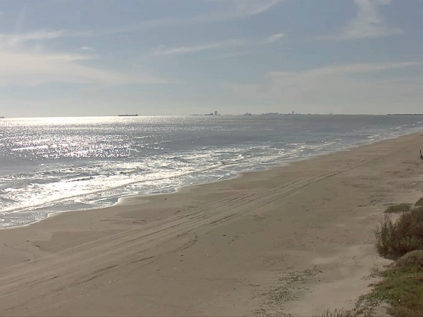 Bluewater Beach Webcam live view.
