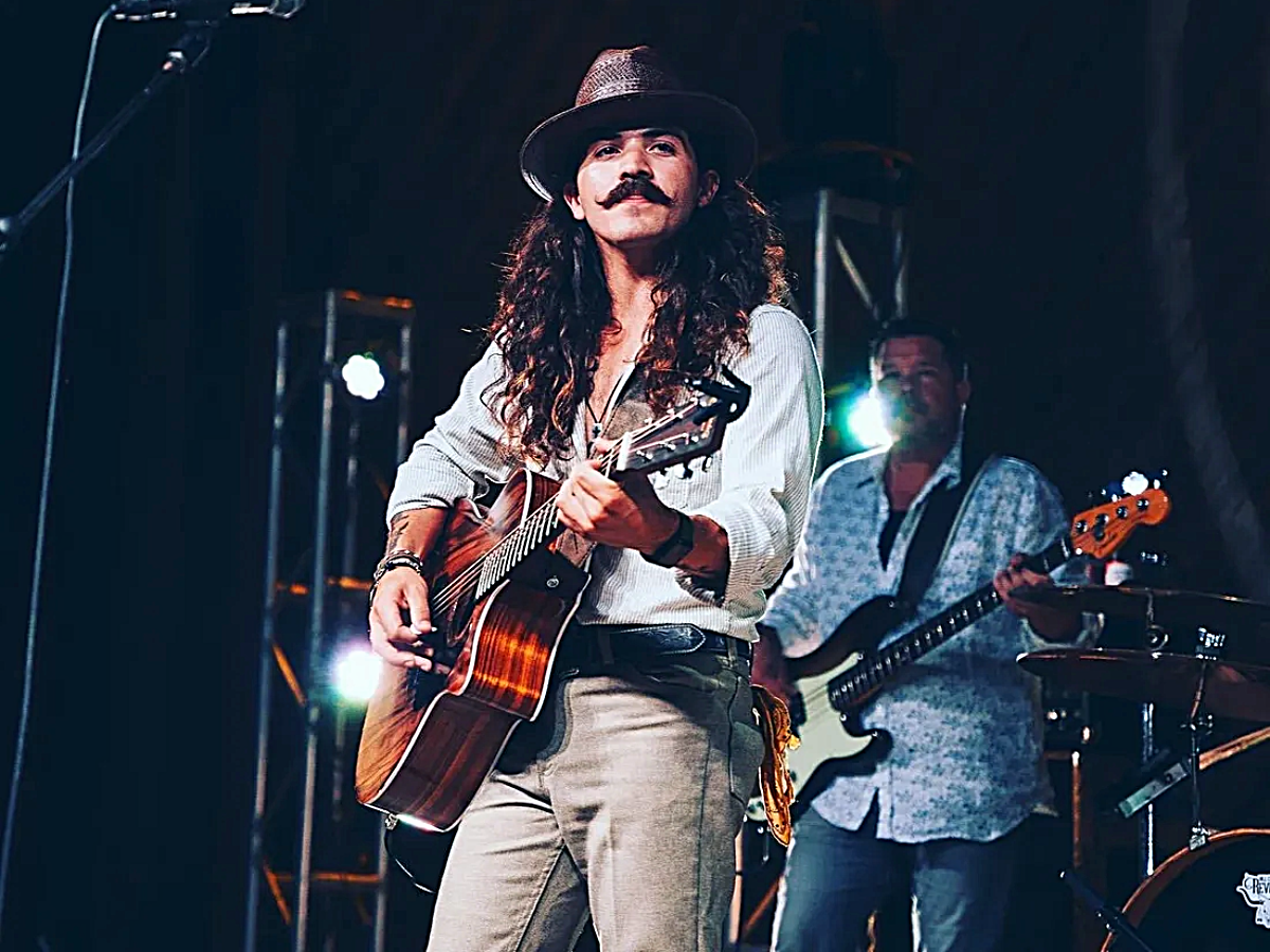 Hill County Musician Band - Bolivar Peninsula Texas Tourism Vacations and Events