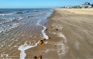 Surf edge beachfront in Crystal Beach Texas